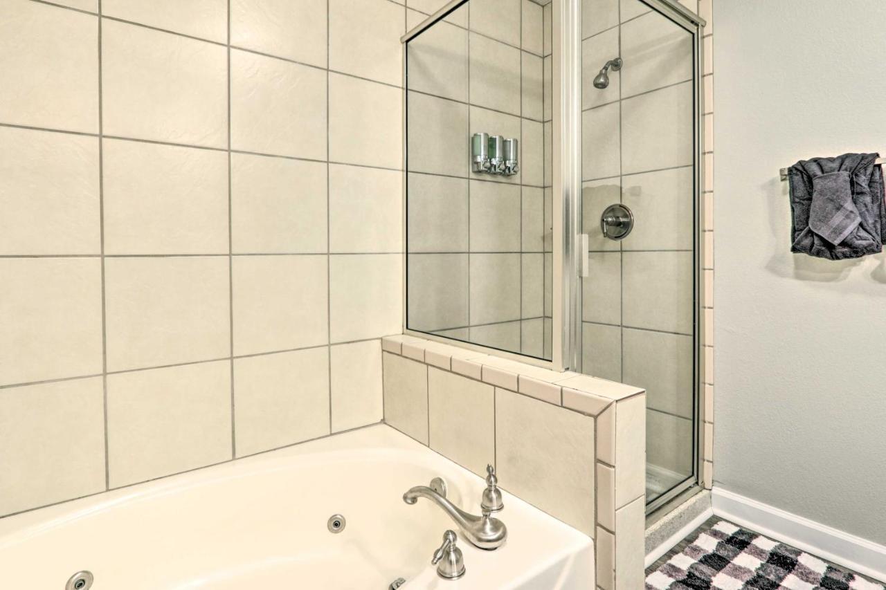Downtown Pigeon Forge Condo With Pool Access! Esterno foto
