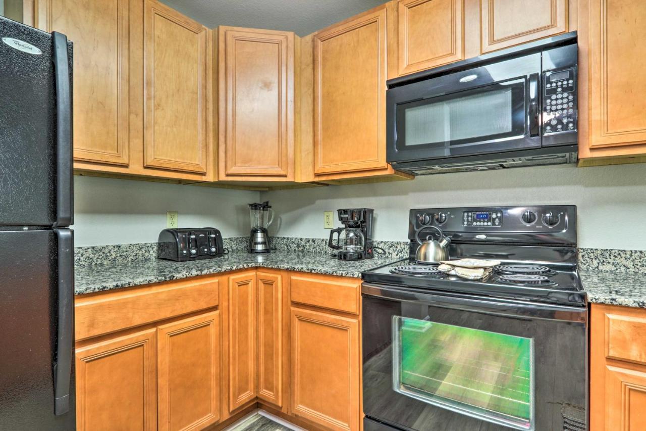 Downtown Pigeon Forge Condo With Pool Access! Esterno foto